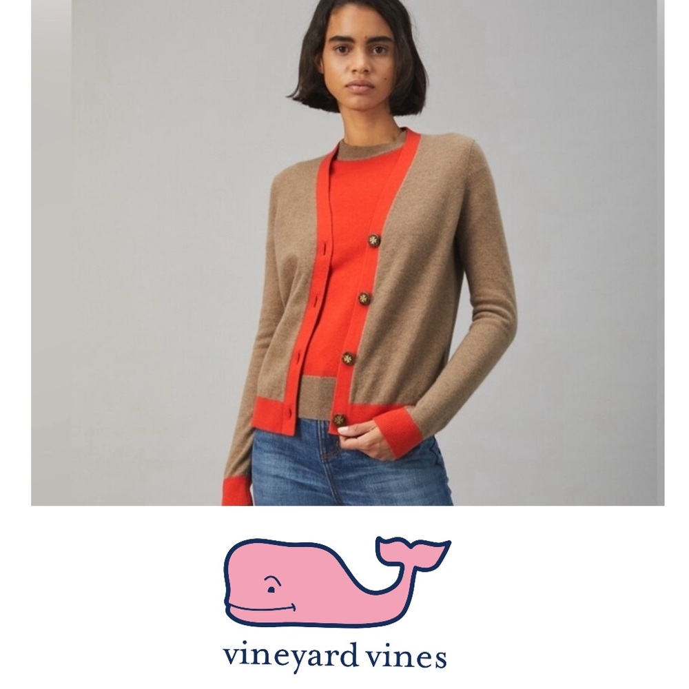 Vineyard Vines Women's Tan and Red Sweater